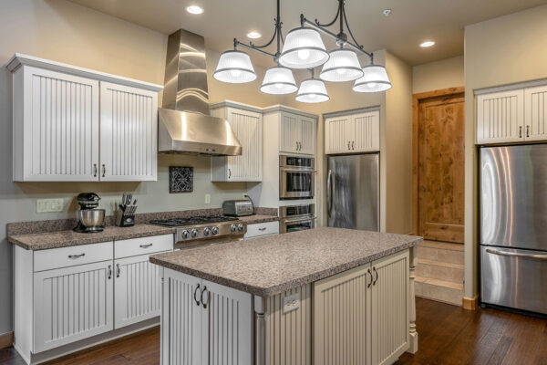 Crema Caramel Countertop